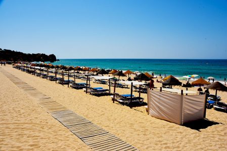 alvor beach portugal